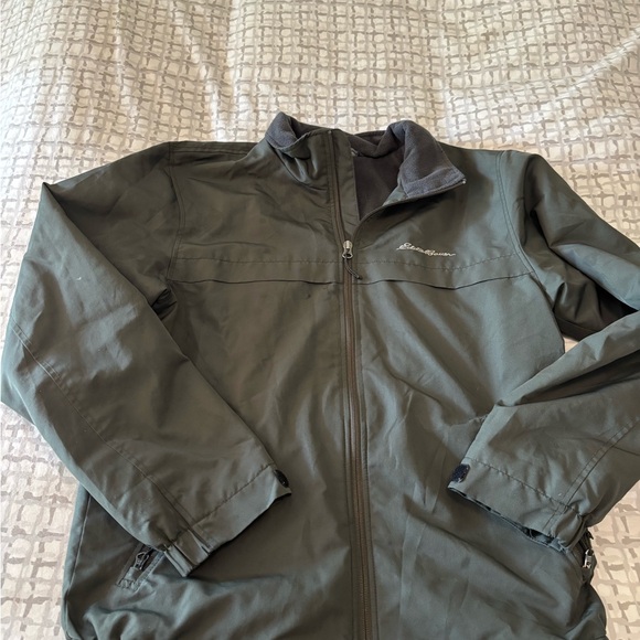 Eddie Bauer Men's Olive Windbreaker - Picture 1 of 3